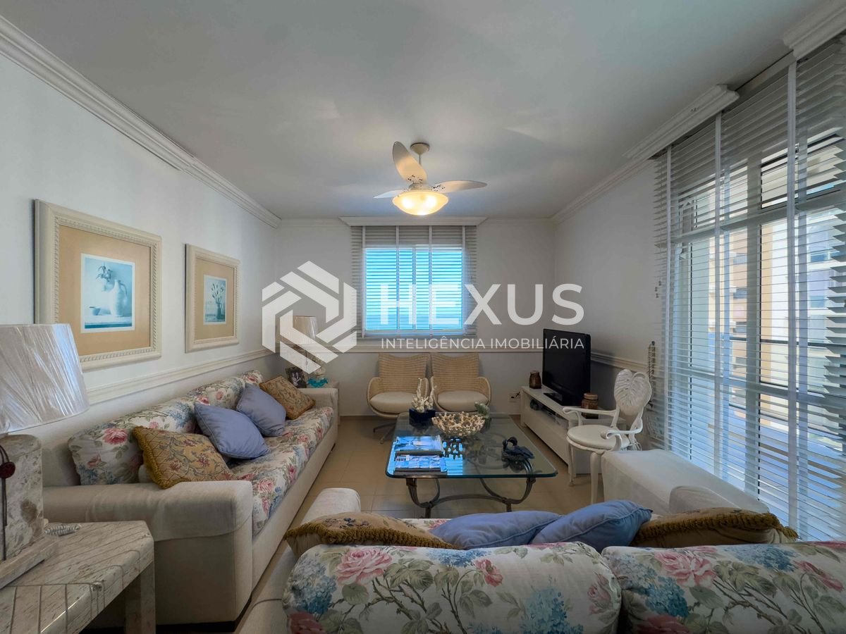 Foto 2 de Apartamento com varanda, vista mar, quadra mar, lazer, Praia das Pitangueiras, Guaruja | Hexus Inteligência Imobiliária