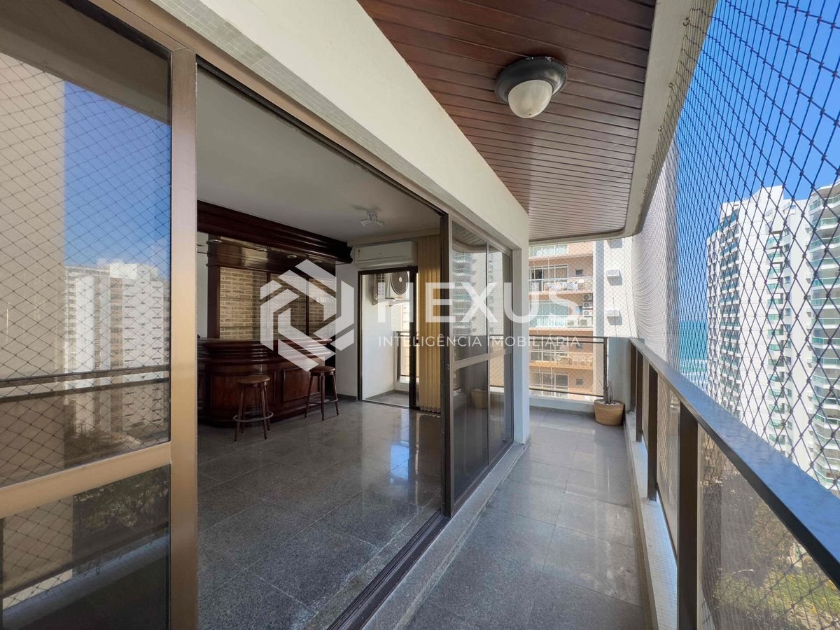 Apartamento em Pitangueiras — foto 1