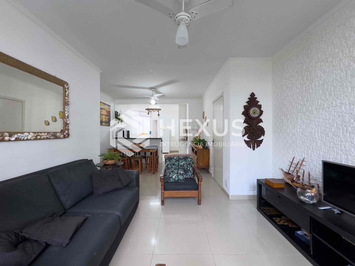 Foto 4 de Apartamento frente rua com vista livre a uma quadra da Praia das Pitangueiras, Guaruja