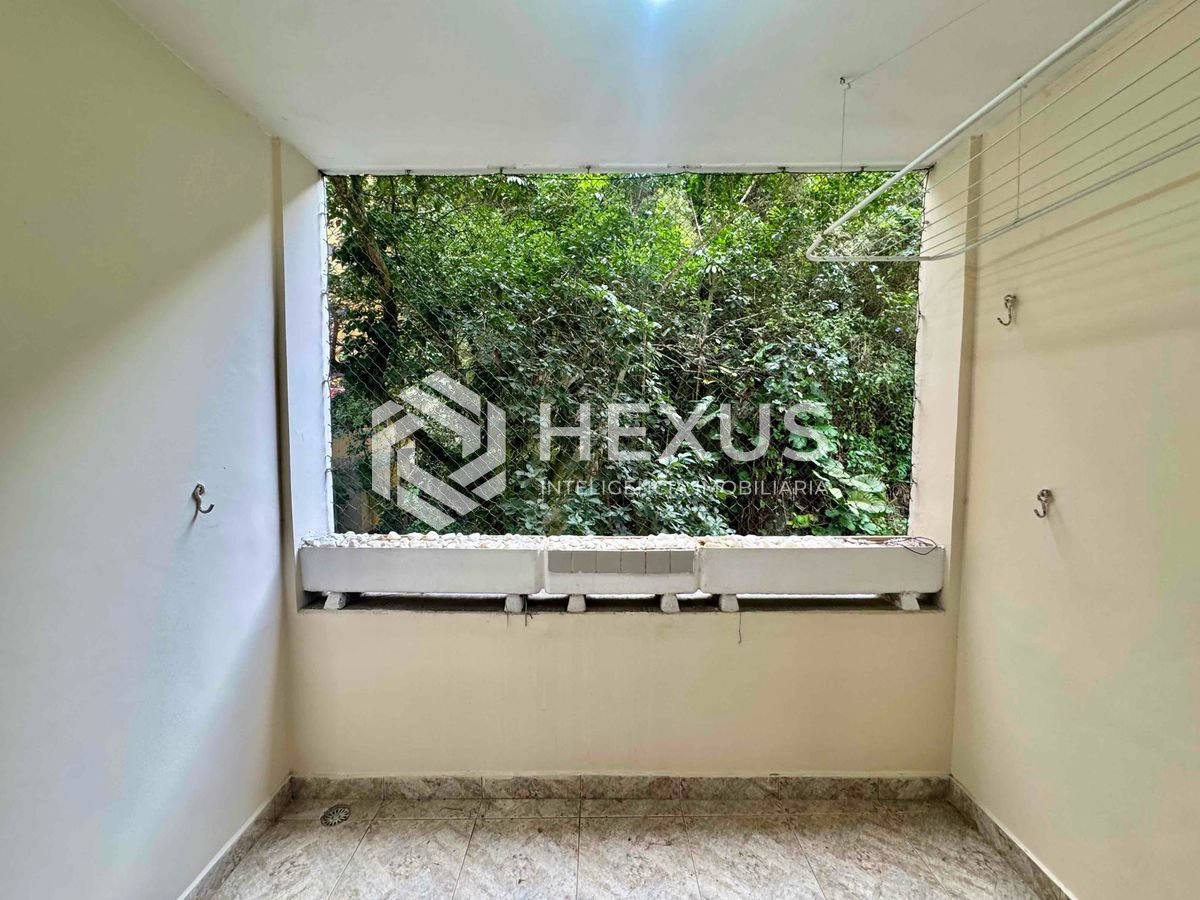 Foto 5 de Apartamento na Quadra do mar da Praia das Pitangueiras, 2 Quartos ( 1 Suíte ), 1 Vaga, Hexus.