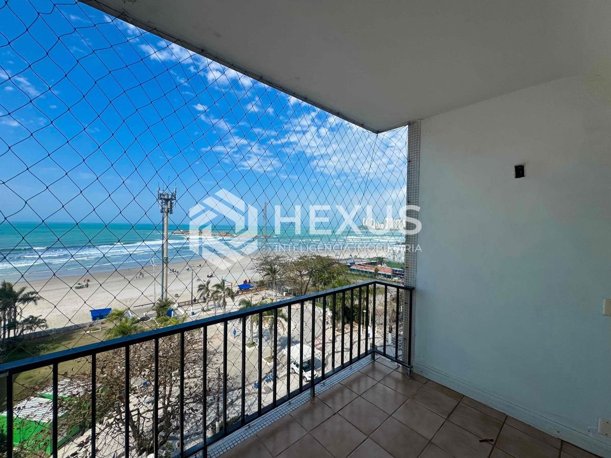 Foto 2 de Apartamento frente mar com varanda vista mar e lazer na Praia das Pitangueiras, Guaruja