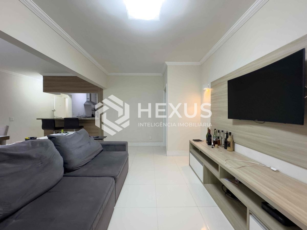 Foto 5 de Apartamento beira mar, reformado, com varanda e lazer na Praia das Asturias, Guaruja | Hexus