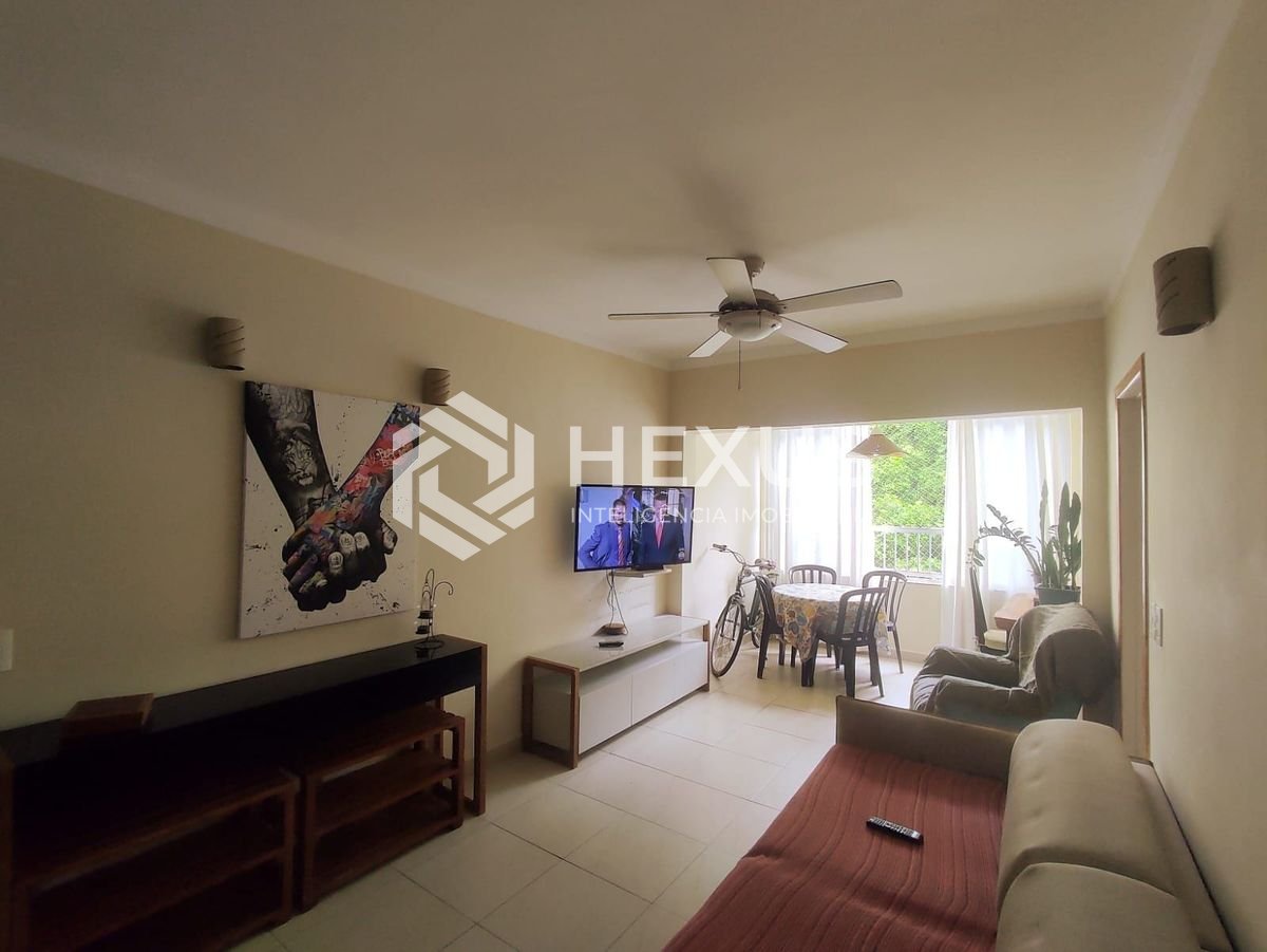 Foto 4 de Apartamento com varanda na quadra mar da Praia das Pitangueiras, Guaruja | Hexus