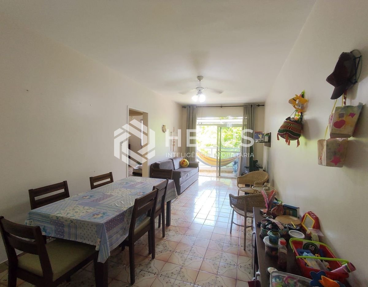 Foto 4 de Apartamento com varanda a duas quadras da Praia do Tombo, Guaruja