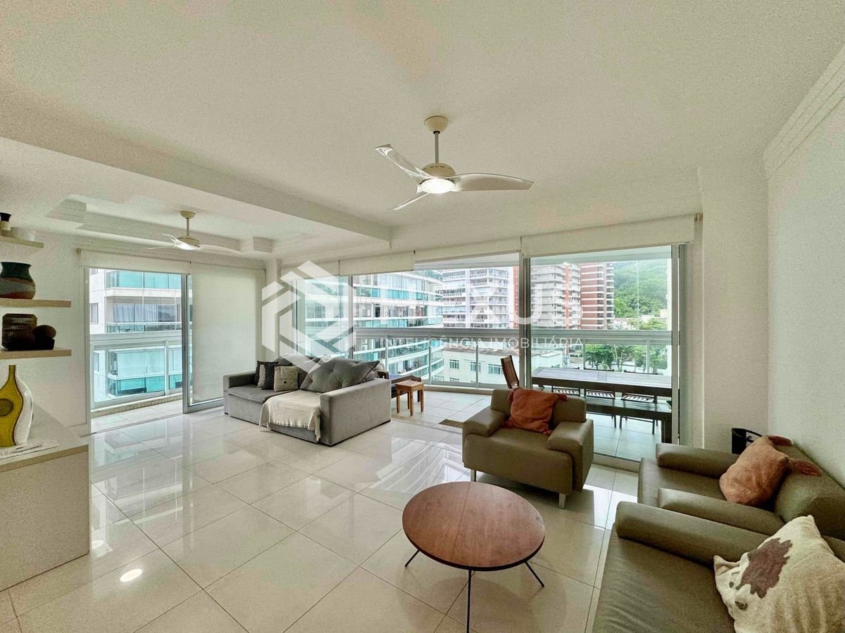 Foto 3 de Apartamento frente mar com varanda gourmet vista mar e lazer na Praia das Asturias, Guaruja