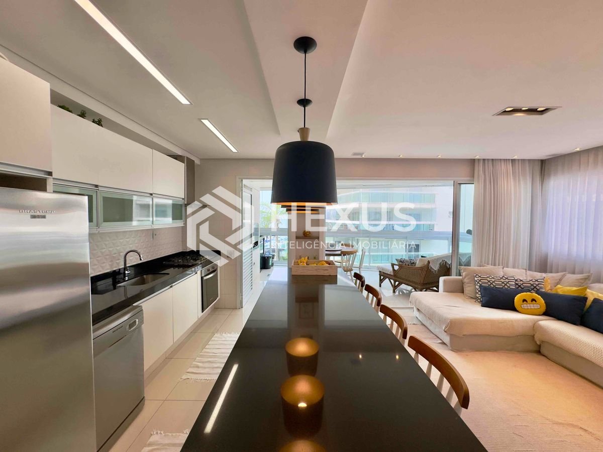 Foto 5 de Apartamento frente mar com varanda gourmet vista mar e lazer na Praia das Asturias, Guaruja