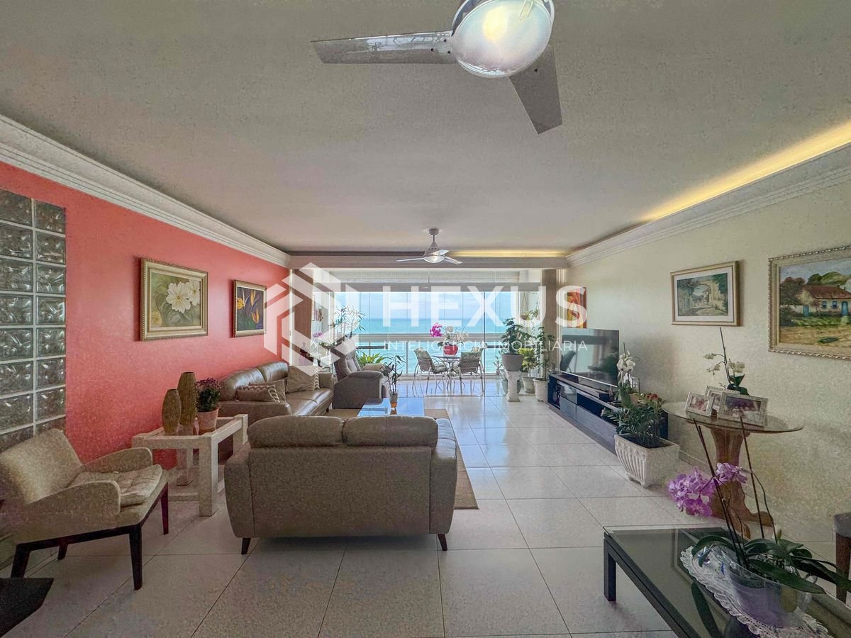 Foto 5 de Apartamento reformado frente mar com varanda vista mar na Praia das Pitangueiras, Guaruja