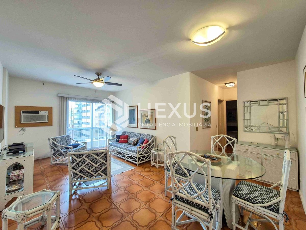 Apartamento em Pitangueiras — foto 1