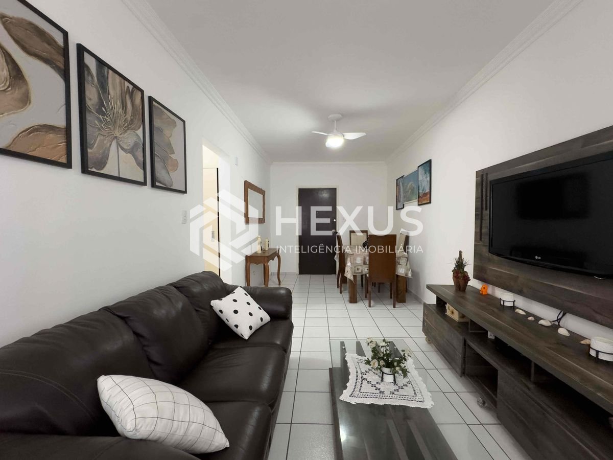 Foto 4 de Apartamento a duas quadras da Praia das Pitangueiras, Guaruja