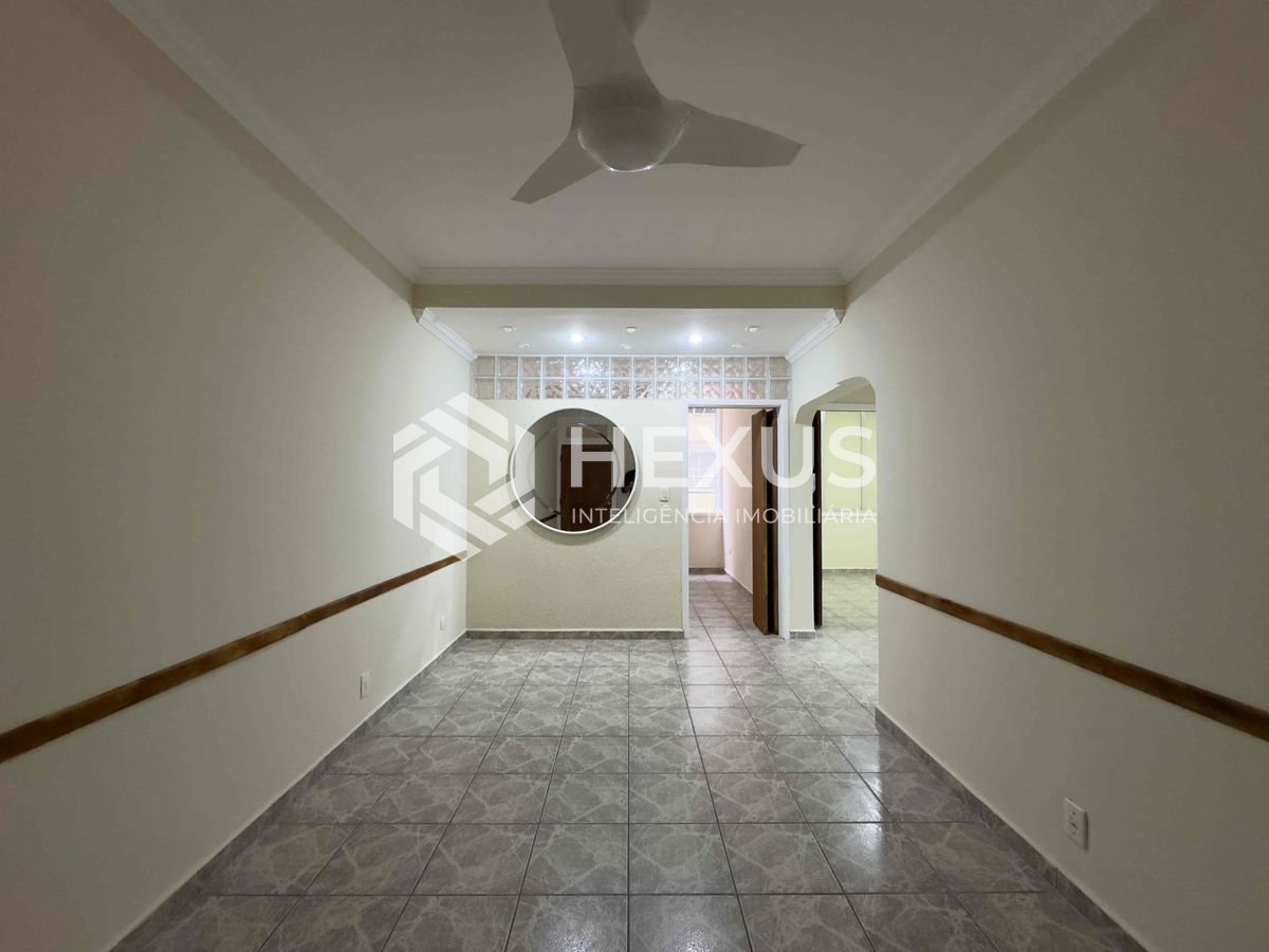 Foto 2 de Apartamento na quadra mar da Praia das Pitangueiras, Guaruja
