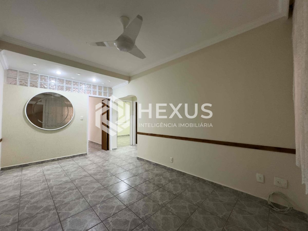 Foto 3 de Apartamento na quadra mar da Praia das Pitangueiras, Guaruja