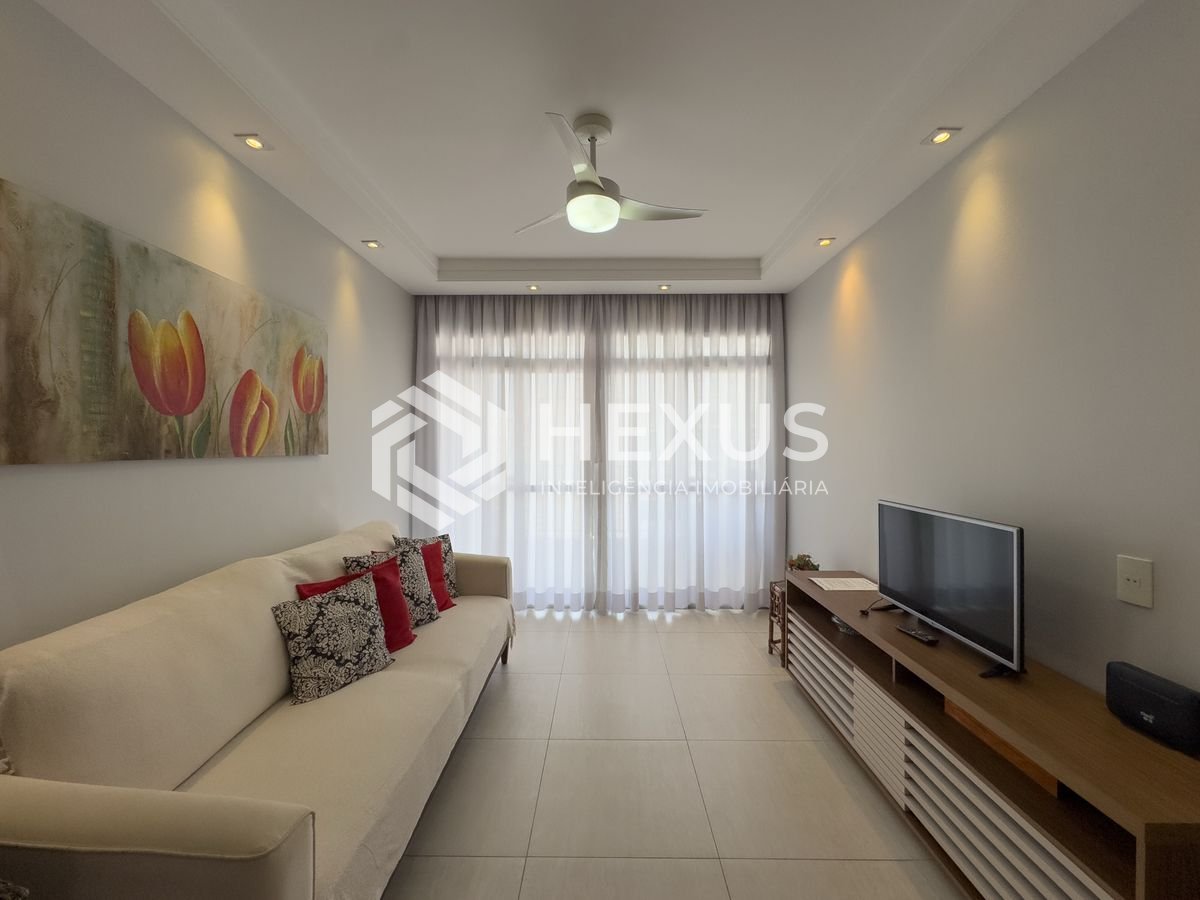 Foto 4 de Apartamento com varanda vista mar a 50m da praia na região do Centro nas Pitangueiras, Guarujá