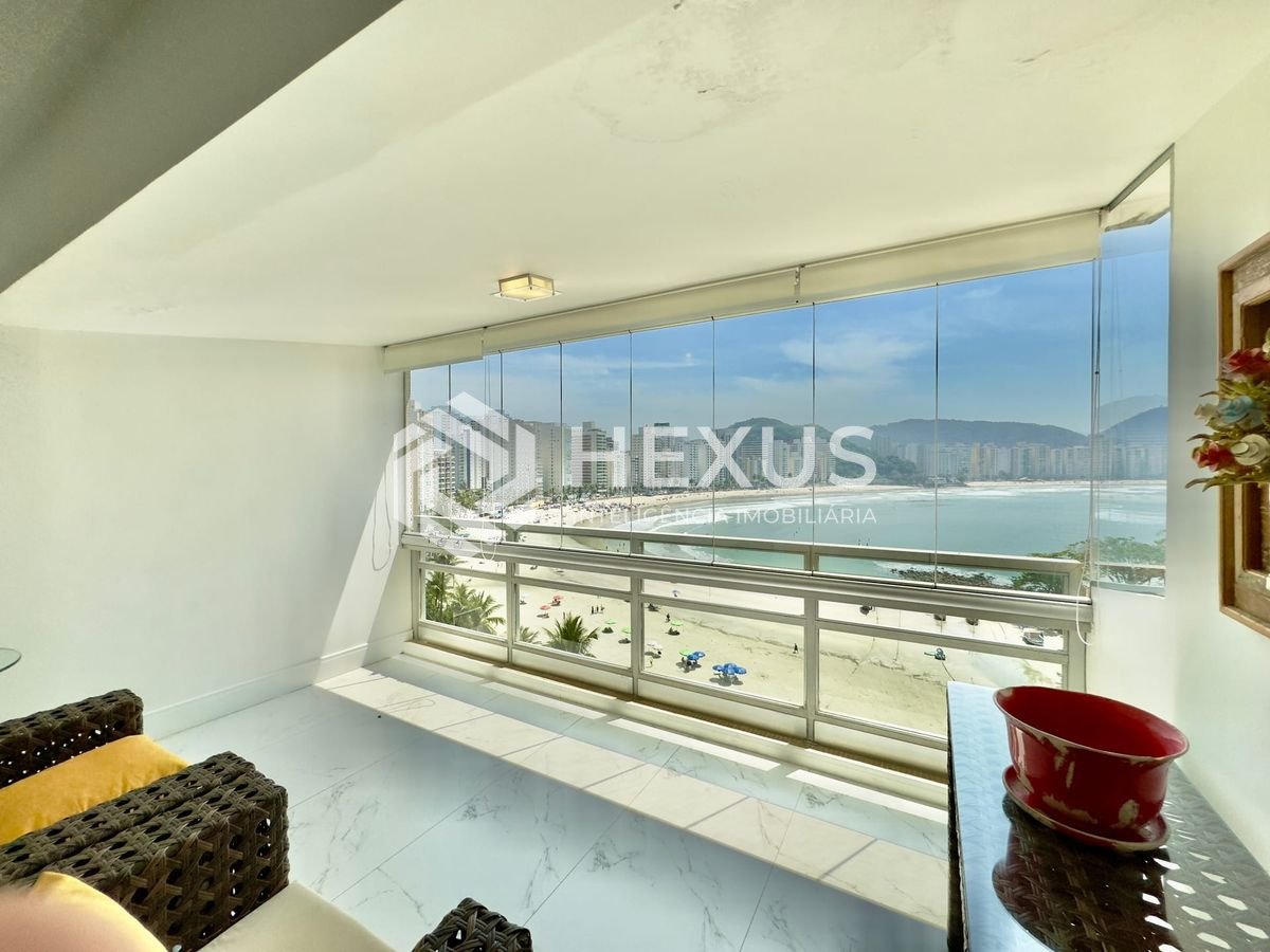 Foto 3 de Apartamento reformado frente mar com varanda vista mar na Praia das Astúrias, Guaruja