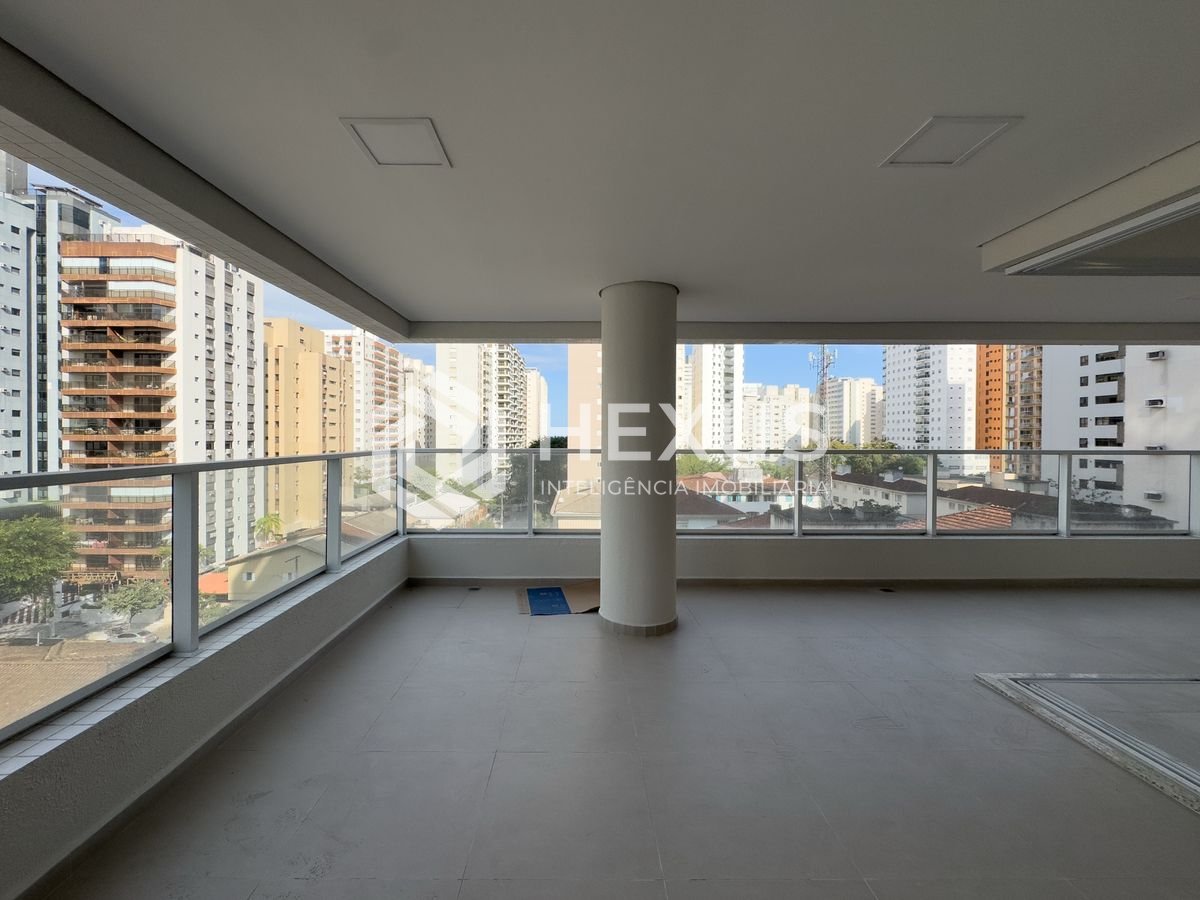 Foto 3 de Apartamento com varanda gourmet e lazer em prédio novo na Praia das Pitangueiras, Guaruja