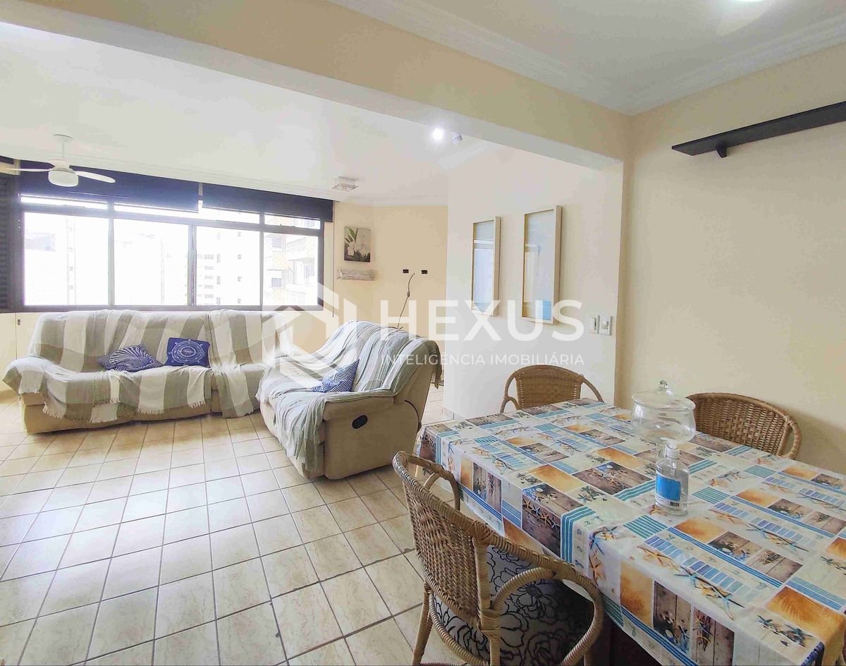 Foto 3 de Apartamento com varanda e lazer a uma quadra da Praia das Asturias, Guaruja