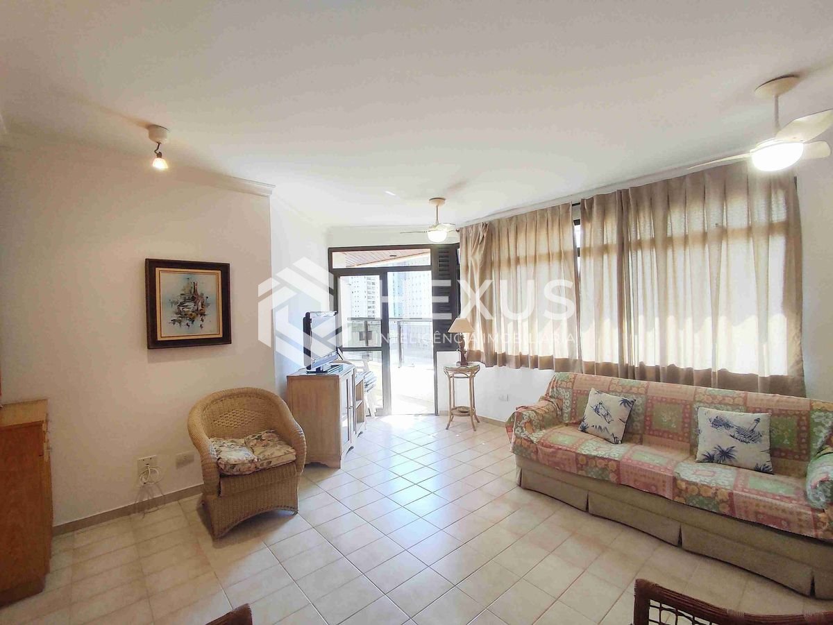 Foto 4 de Apartamento com varanda e lazer a uma quadra da Praia das Asturias, Guaruja