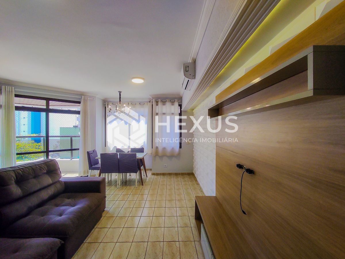 Foto 3 de Apartamento com varanda e lazer a uma quadra da Praia das Asturias, Guaruja