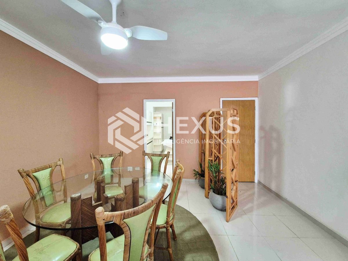Foto 2 de Apartamento com vista mar na quadra mar da Praia das Pitangueiras, Guaruja