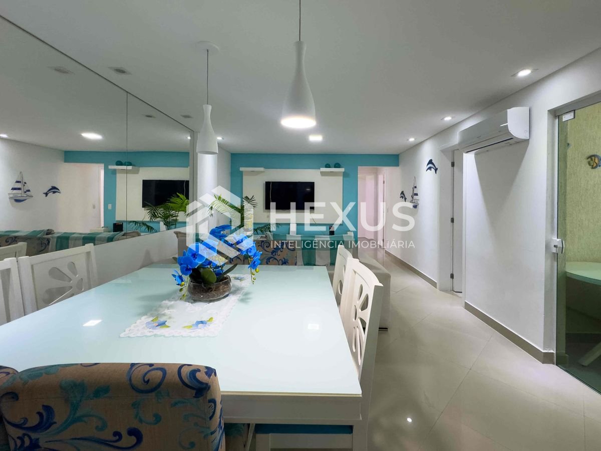 Foto 4 de Apartamento garden reformado com área gourmet e lazer na quadra mar da Praia das Pitangueiras, Guaruja