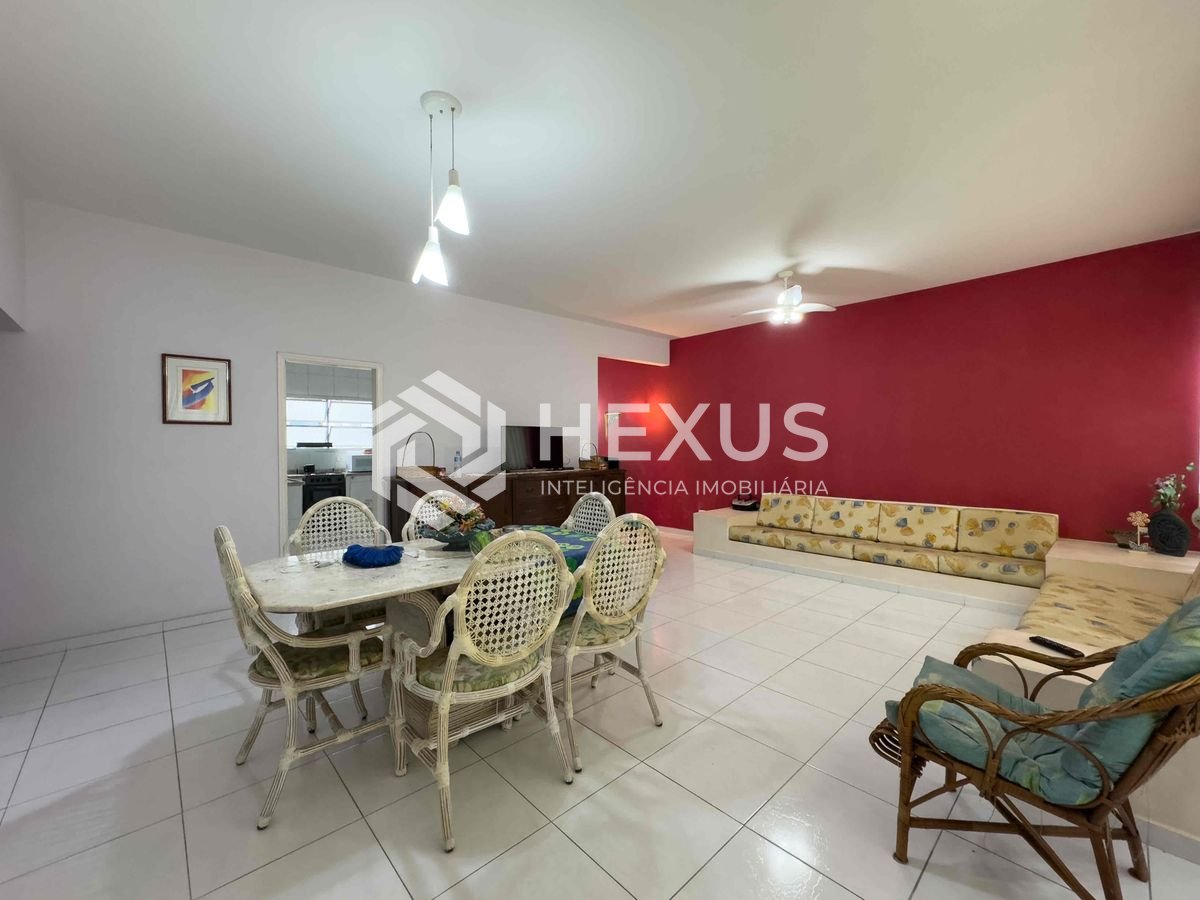 Foto 3 de Apartamento com vista livre na quadra mar da Praia das Pitangueiras, Guaruja