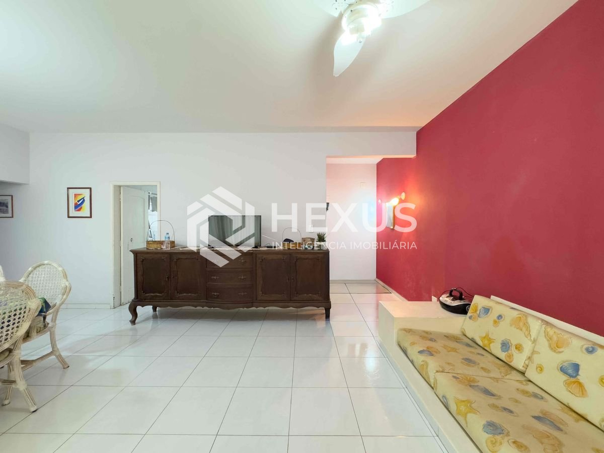 Foto 5 de Apartamento com vista livre na quadra mar da Praia das Pitangueiras, Guaruja