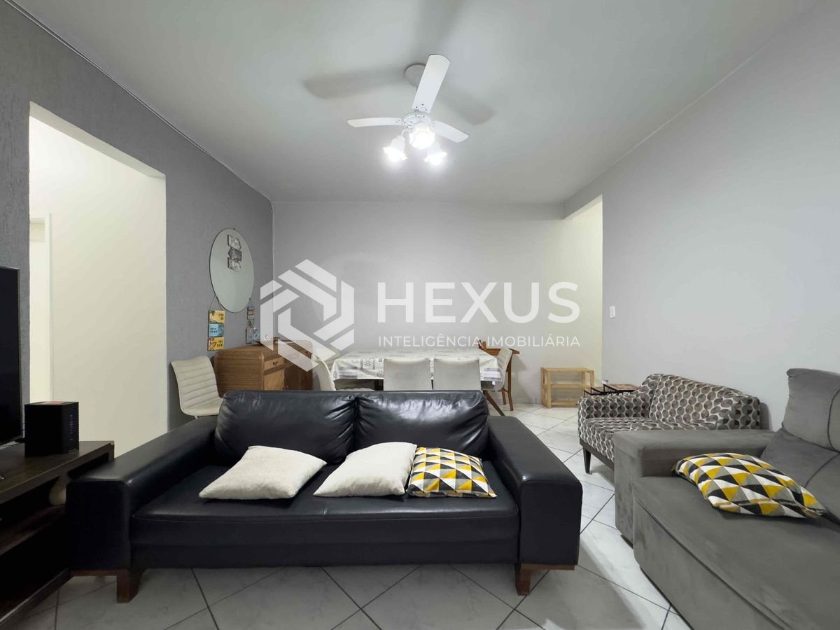 Foto 5 de Apartamento reformado e mobiliado na quadra mar da Praia das Pitangueiras, Guaruja