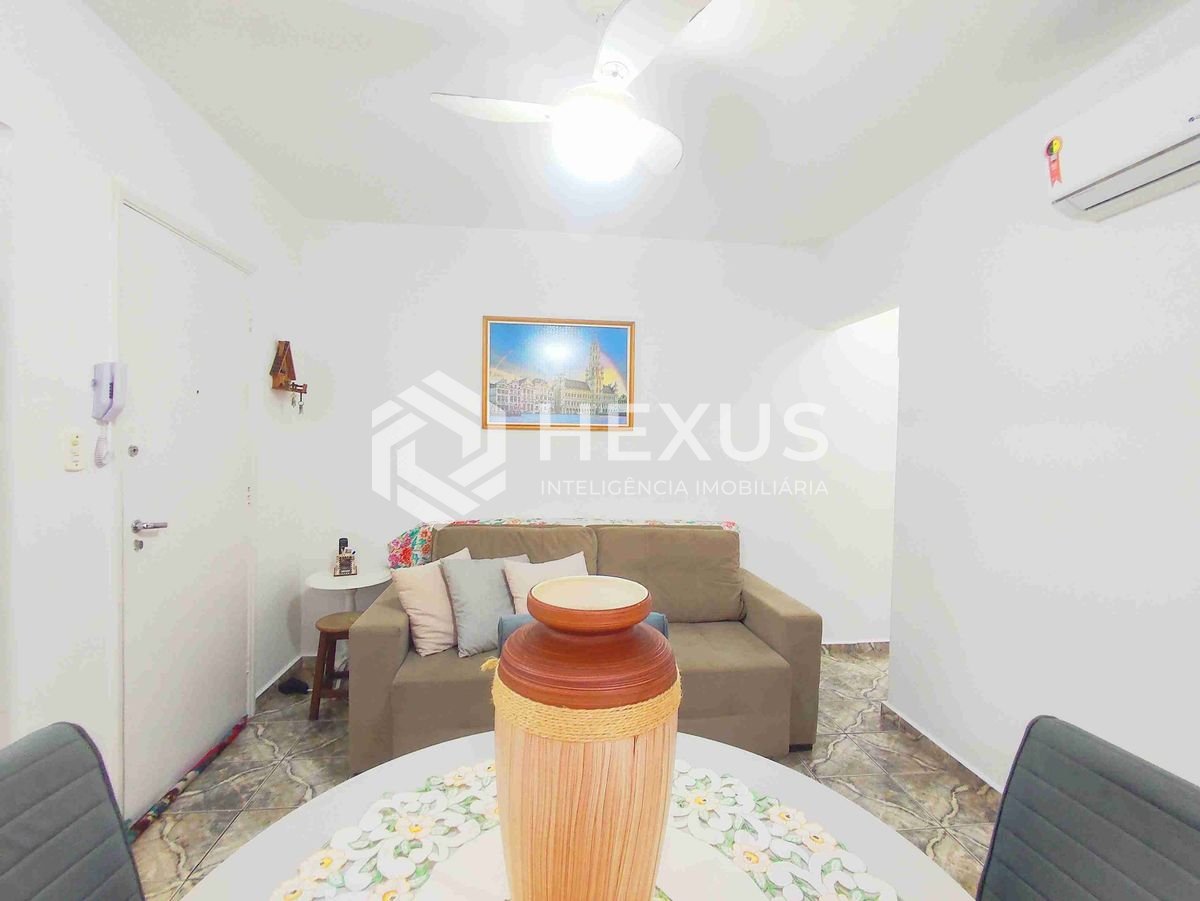 Foto 5 de Apartamento reformado, mobiliado, beira mar na praia do Tombo, Guaruja-SP