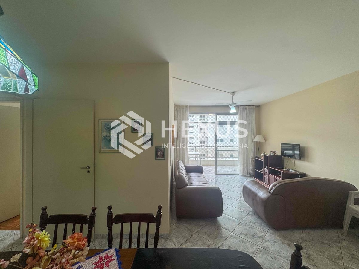 Foto 2 de Apartamento com varanda na praia das Pitangueiras, Hexus.