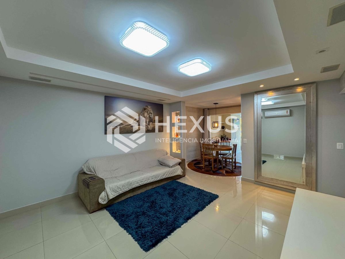Foto 3 de Apartamento reformado com varanda gourmet vista mar e lazer na beira mar do Tombo, Guaruja