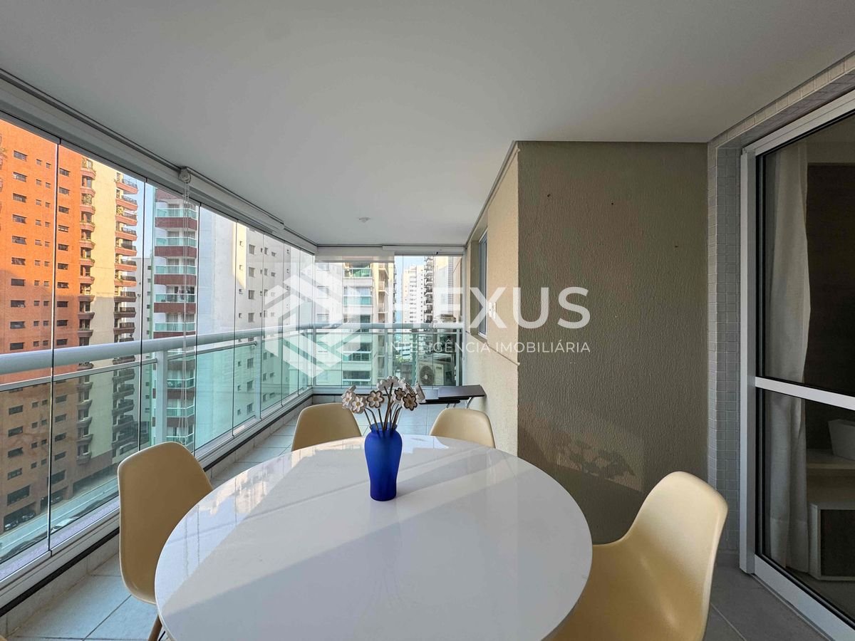 Foto 2 de Apartamento com varanda gourmet vista mar e lazer na Praia das Pitangueiras, Guaruja