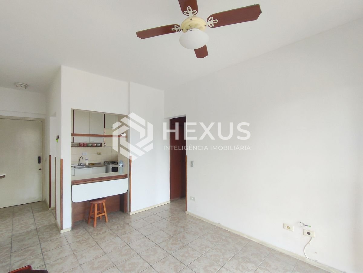Foto 4 de Apartamento com varanda, lazer, piscina e churrasqueira na Praia das Asturias, Guaruja