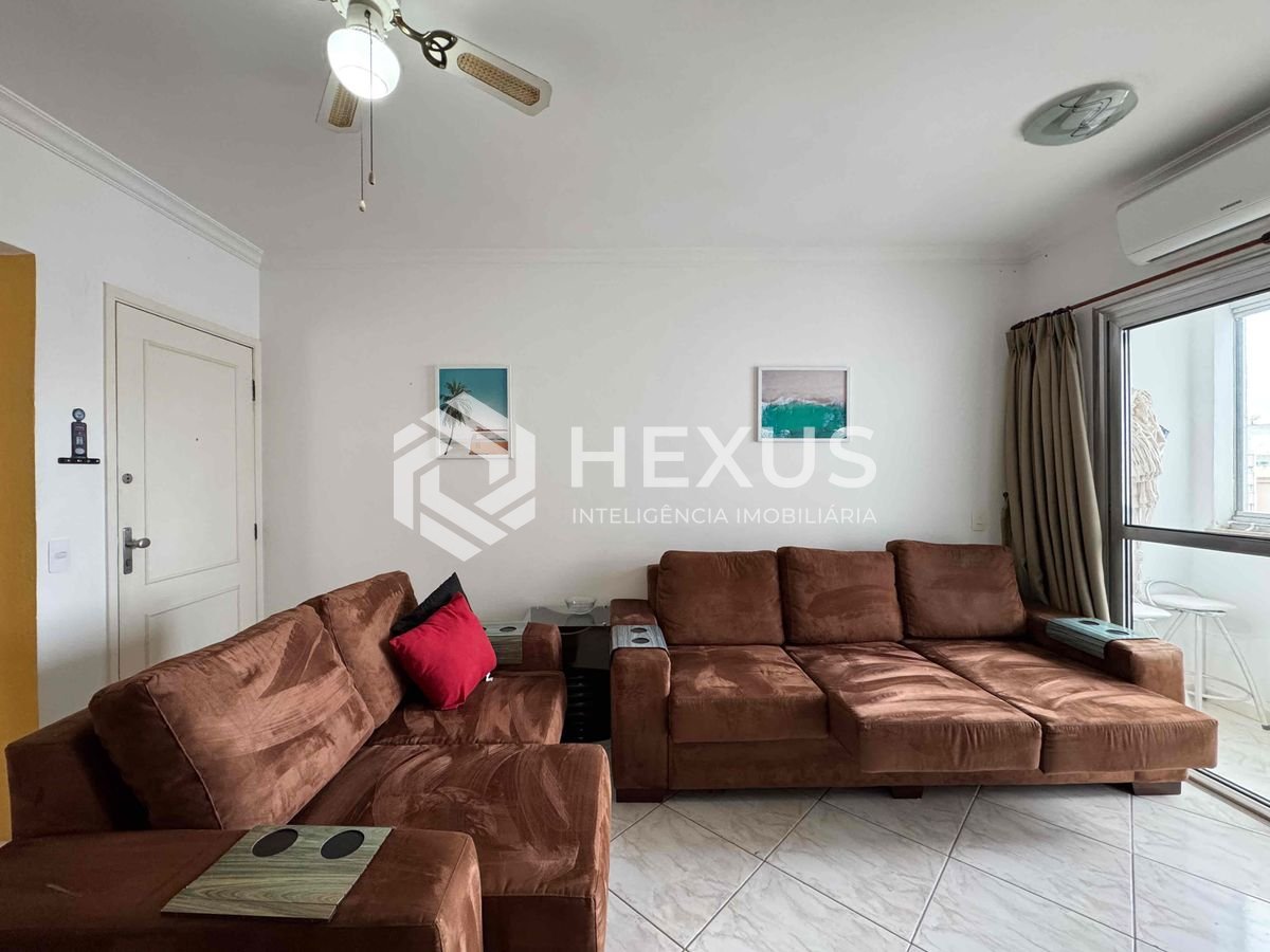 Foto 3 de Apartamento com varanda, vista mar e lazer a uma quadra da Praia das Pitangueiras, Guaruja