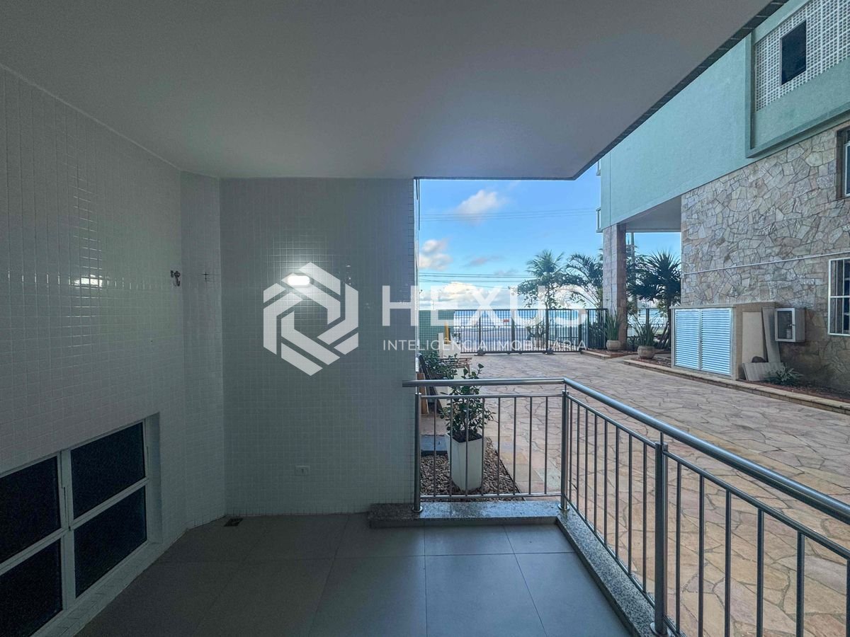 Apartamento em Pitangueiras — foto 1