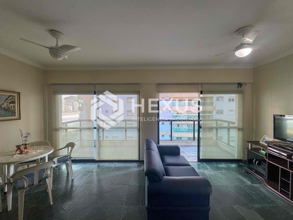 Foto 3 de Apartamento com varanda vista mar na beira mar da Praia das Asturias, Guaruja