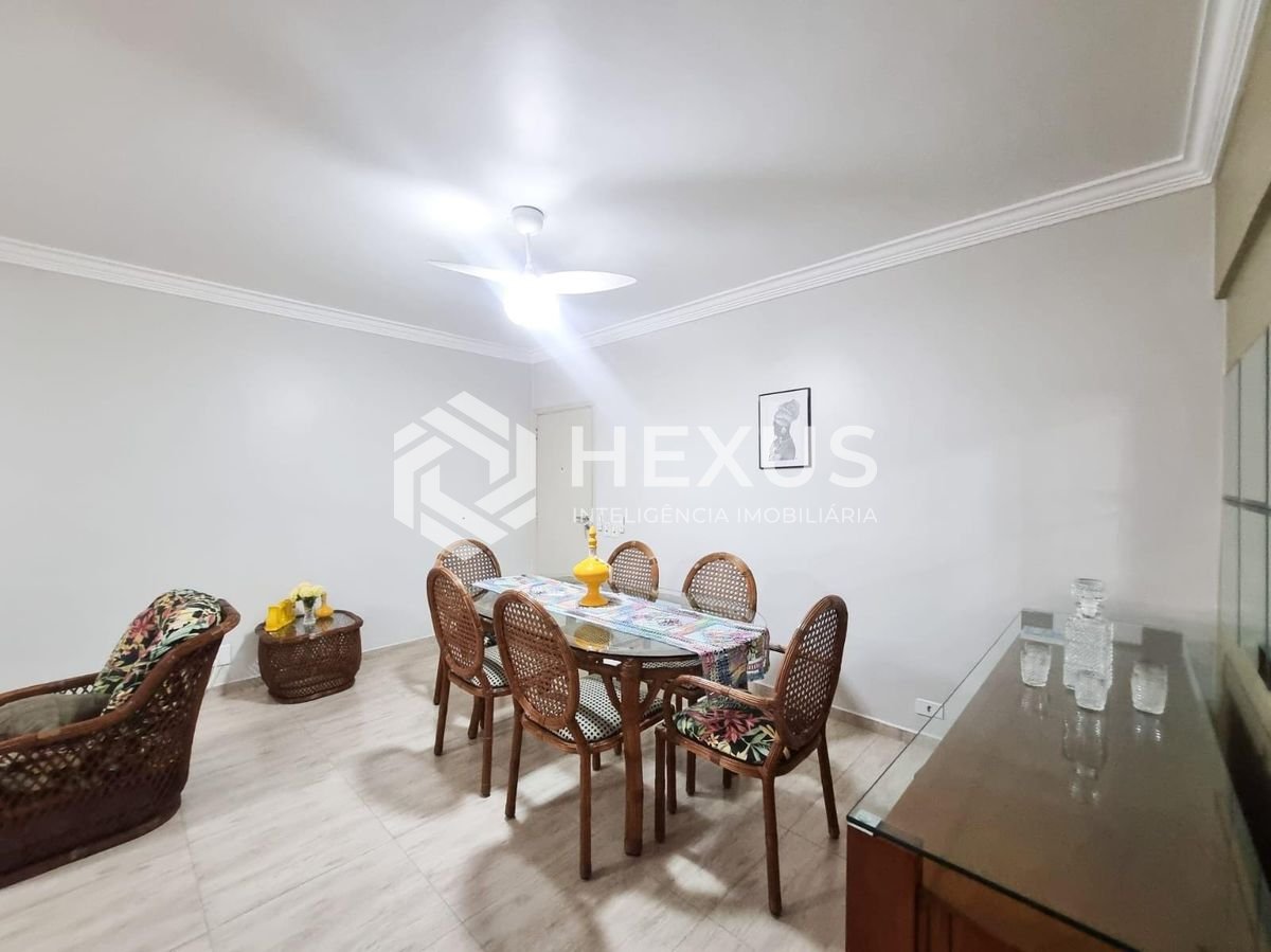 Foto 3 de Apartamento reformado e mobiliado a uma quadra da Praia das Pitangueiras, Guaruja