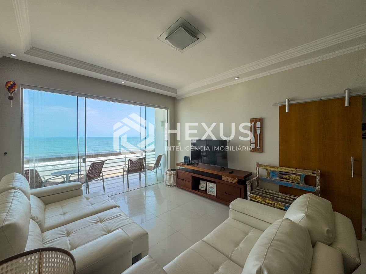 Foto 5 de Apartamento Reformado Frente mar com Varanda na Praia das  Pitangueiras, Guarujá