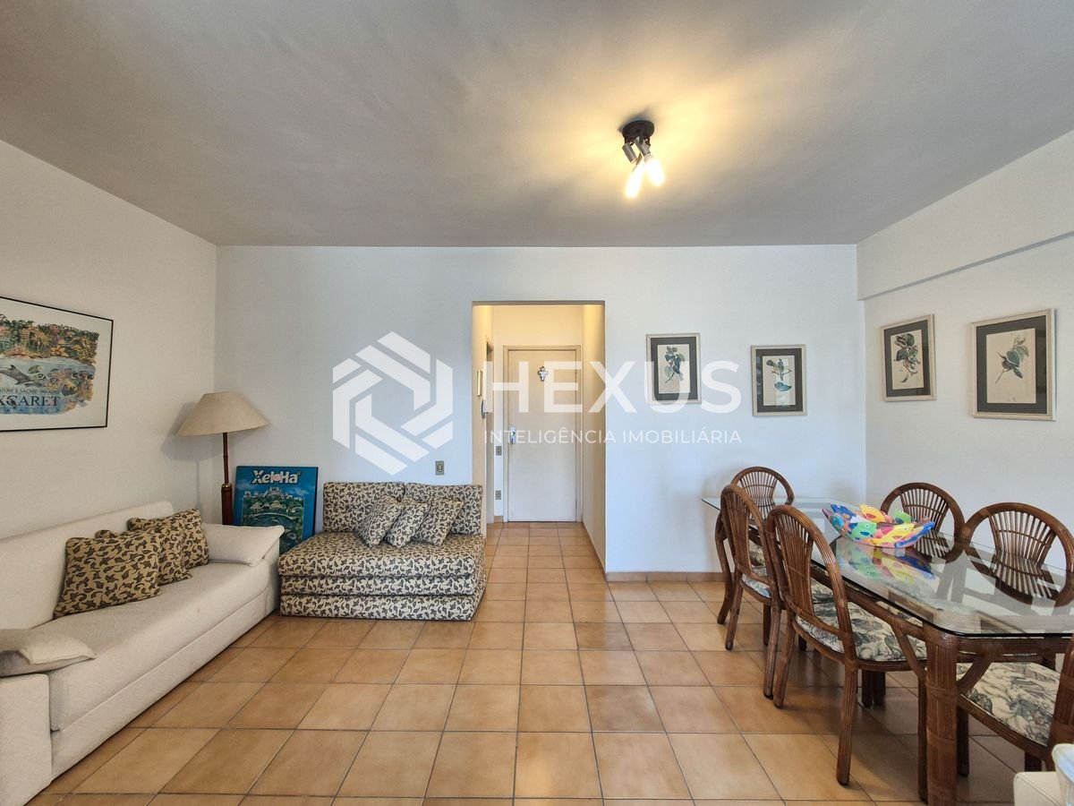 Foto 3 de Apartamento com varanda e lazer na Praia das Pitangueiras, Guaruja