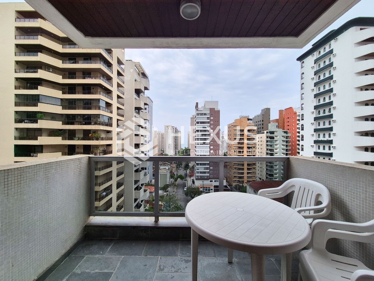 Foto 5 de Apartamento com varanda e lazer na Praia das Pitangueiras, Guaruja