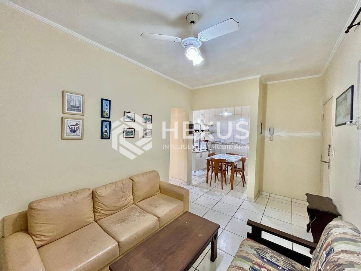 Foto 5 de Apartamento a uma quadra da Praia das Asturias, Guaruja
