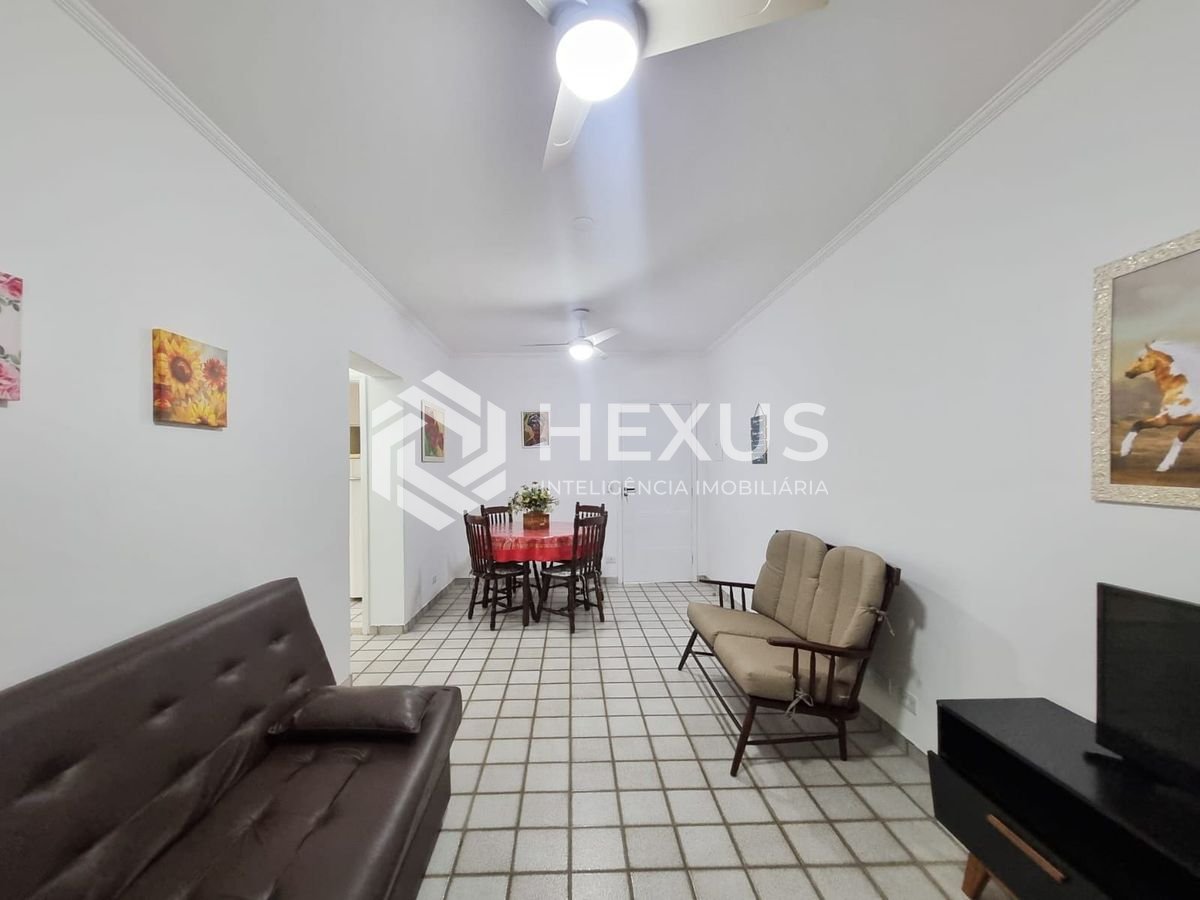 Foto 4 de Apartamento a duas quadras da Praia das Pitangueiras, Guaruja