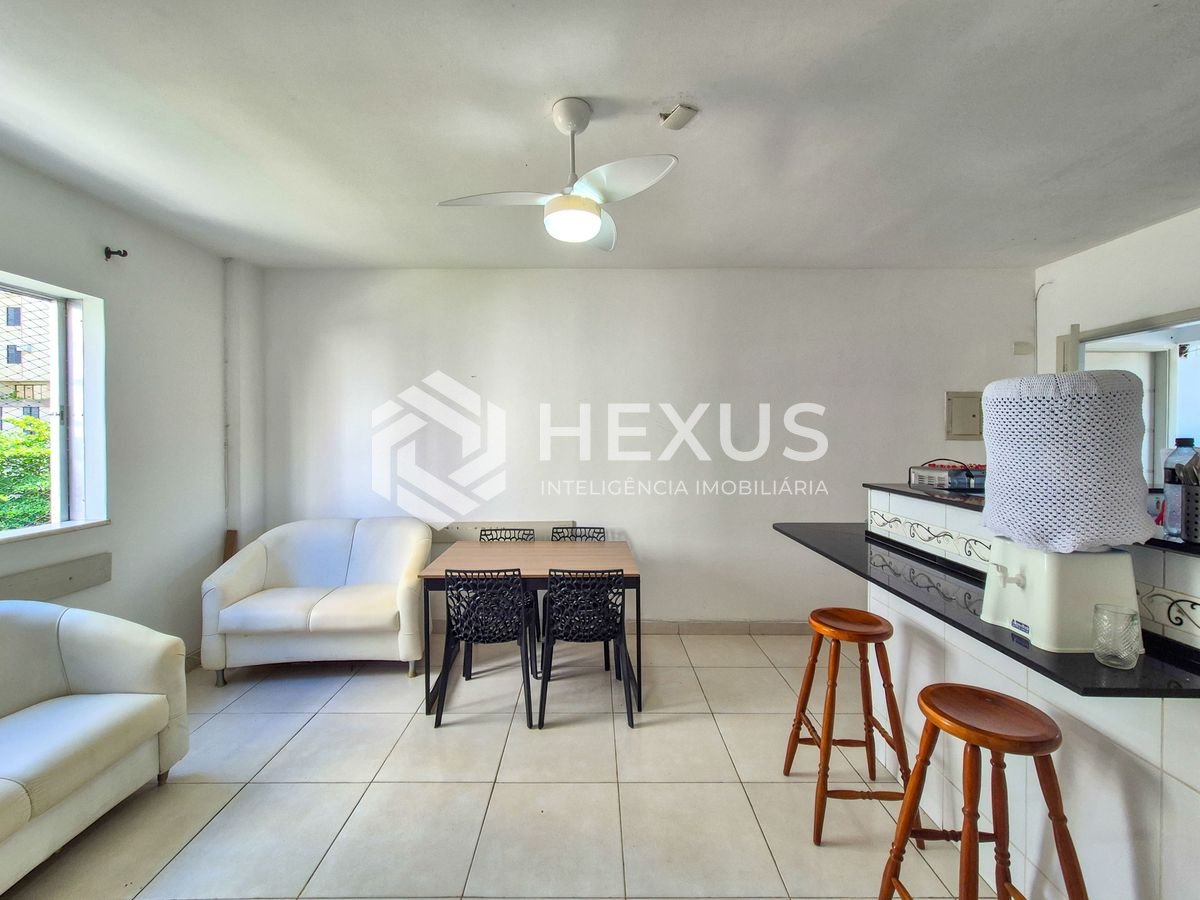 Foto 4 de Apartamento mobiliado a duas quadras da Praia das Pitangueiras, Guaruja