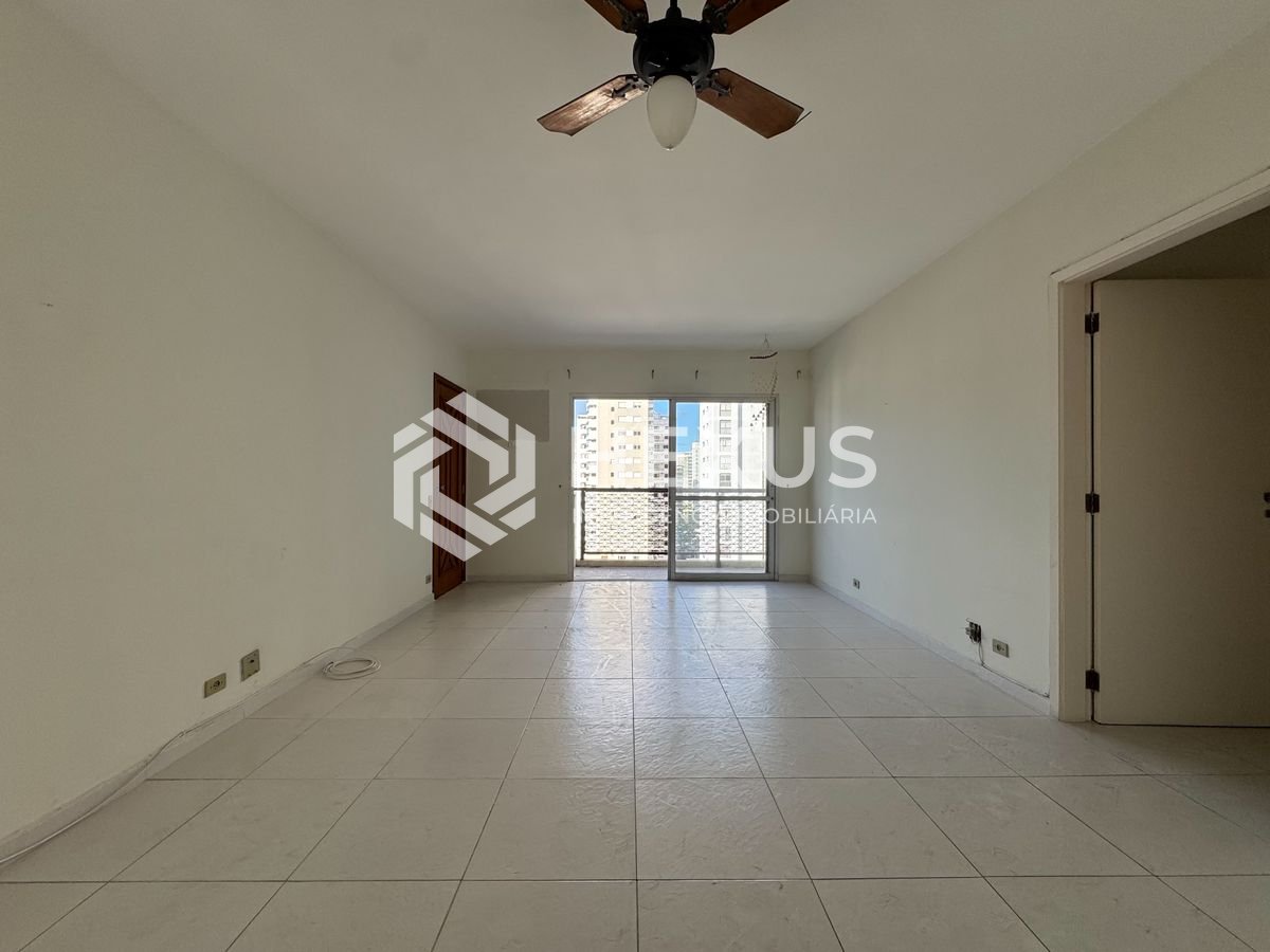 Foto 4 de Apartamento com varanda, lazer e vista mar a duas quadras da Praia das Pitangueiras, Guaruja