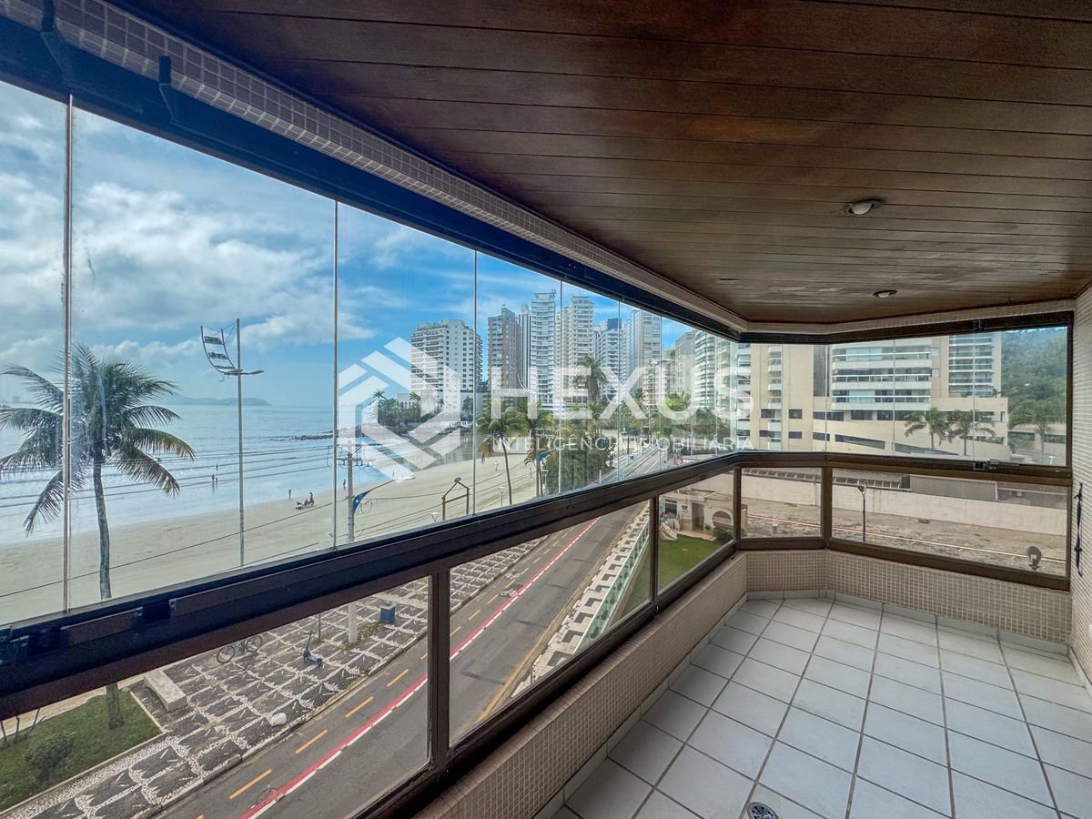 Foto 3 de Apartamento frente mar com varanda vista mar e lazer na Praia das Asturias, Guaruja