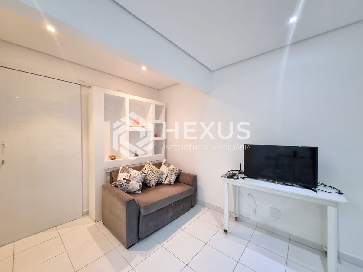 Foto 2 de Apartamento reformado e mobiliado a uma quadra da Praia das Pitangueiras, Guaruja