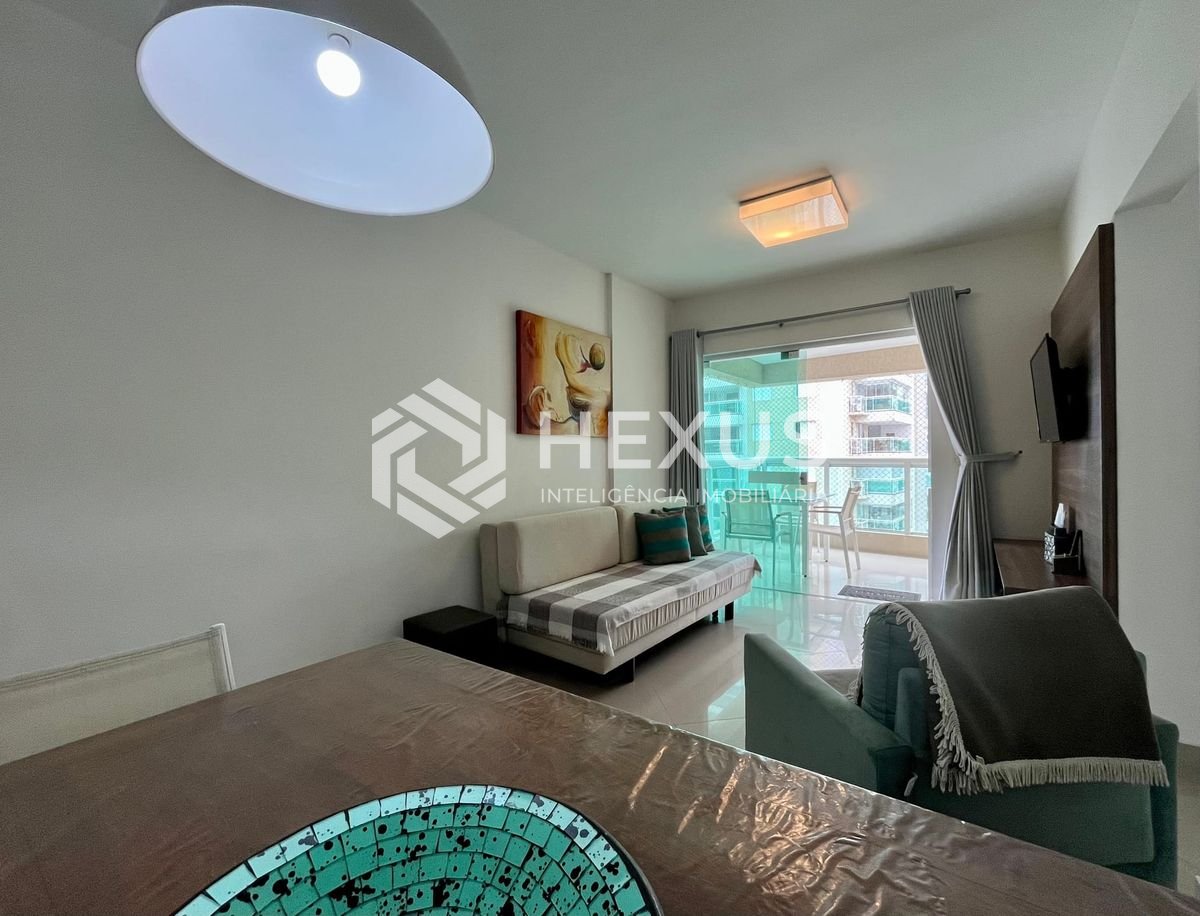 Foto 4 de Apartamento reformado com varanda gourmet e lazer na quadra mar da Praia das Pitangueiras, Guaruja