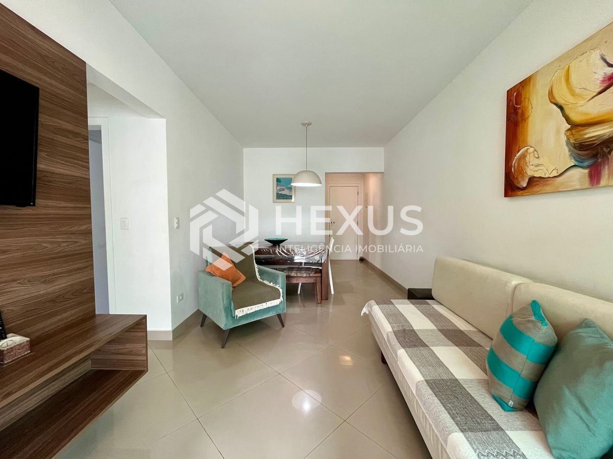 Foto 5 de Apartamento reformado com varanda gourmet e lazer na quadra mar da Praia das Pitangueiras, Guaruja