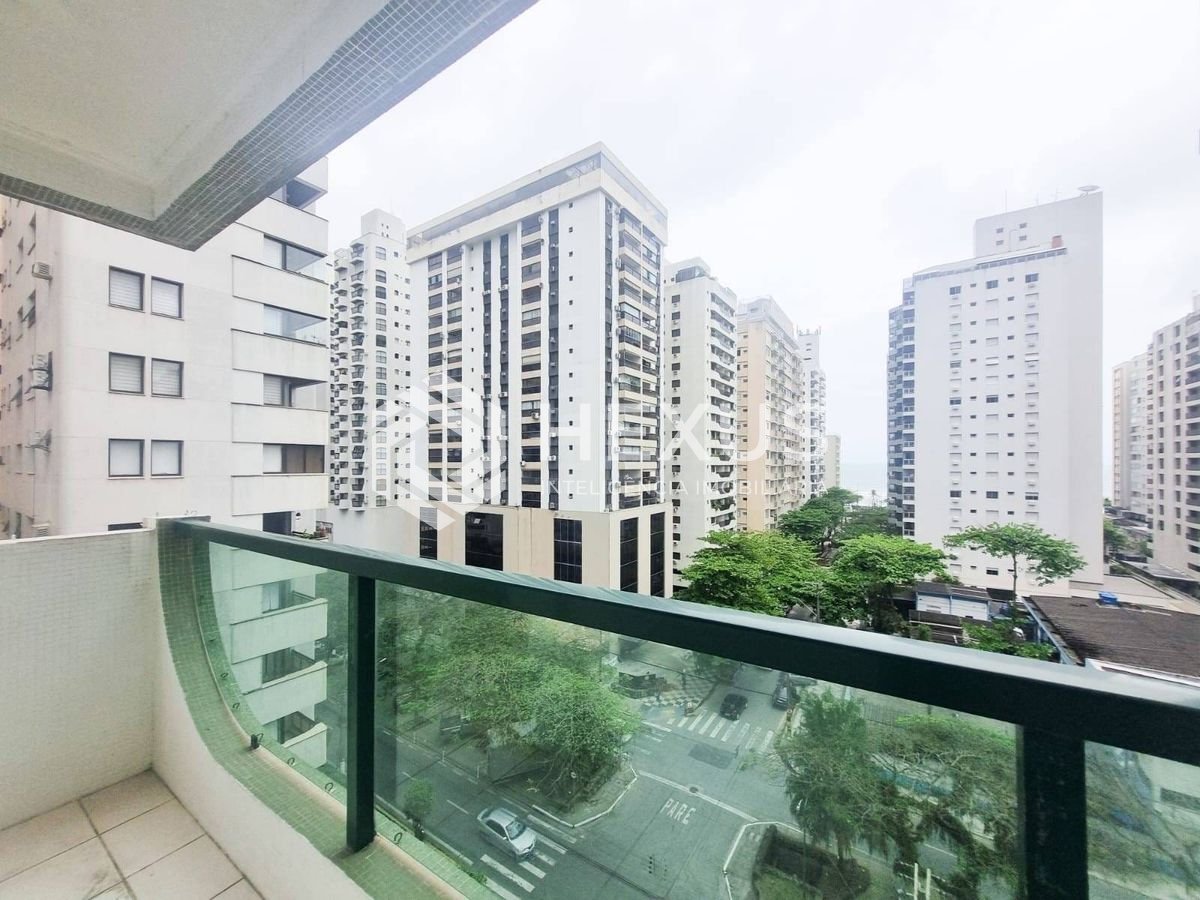 Apartamento em Pitangueiras — foto 1