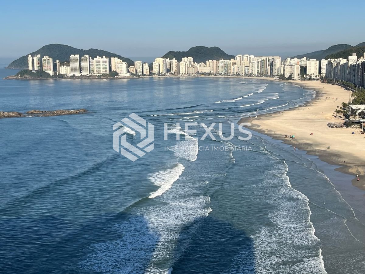 Foto 5 de Apartamento frente mar reformado com varanda na Praia das Pitangueiras, Guaruja