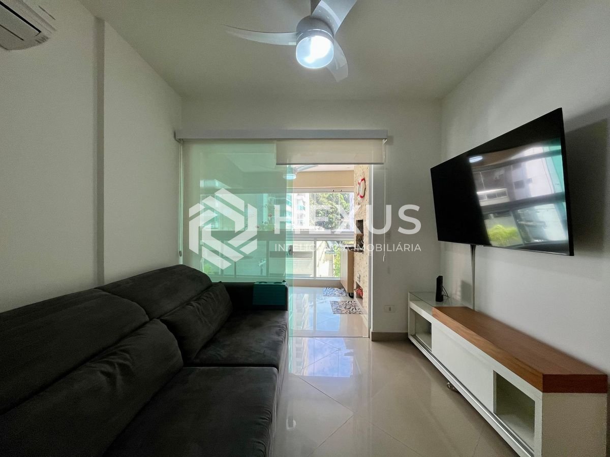 Foto 2 de Aparrtamento garden com varanda gourmet e lazer completo a uma quadra da Praia das Pitangueiras, Guaruja