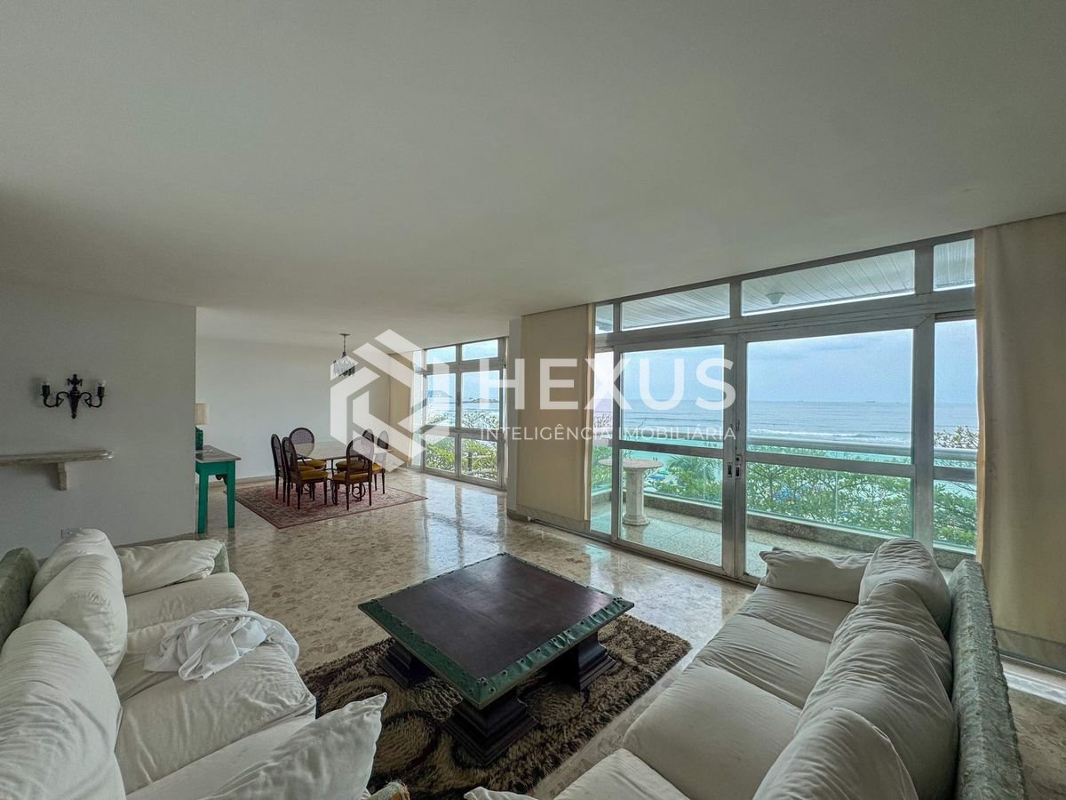 Apartamento em Pitangueiras — foto 1